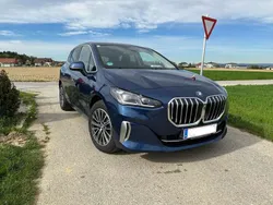 Blau Gebraucht 2024 BMW 223 Active Tourer Van / Kleinbus | € 37.900