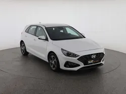 Weiß Gebraucht 2023 Hyundai i30 Select Kleinwagen | € 16.880 (Superpreis)