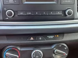Grau Gebraucht 2018 Kia Rio Limousine | € 8.400 (Guter Preis)