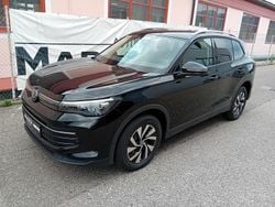 Schwarz metallic Gebraucht 2025 VW Tiguan SUV | € 51.490 (Teuer)