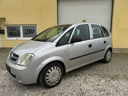 Grau Gebraucht 2006 Opel Meriva Style Van / Kleinbus | € 999 (Guter Preis)