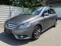 Grau Gebraucht 2013 Mercedes B180 Edition Van / Kleinbus | € 11.990 (Fairer Preis)