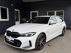 Weiß Gebraucht 2023 BMW 320e Shadowline Kombi | € 37.990 (Fairer Preis)