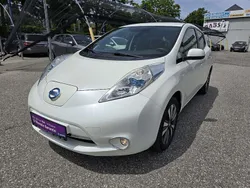 Weiß Gebraucht 2017 Nissan Leaf Tekna Kleinwagen | € 11.990 (Teuer)