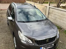Grau Gebraucht 2017 Peugeot 2008 S SUV | € 9.500 (Fairer Preis)