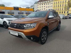Orange Gebraucht 2019 Dacia Duster Prestige SUV | € 16.290 (Guter Preis)