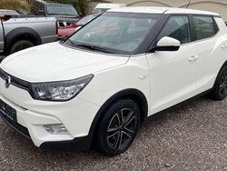 Weiß Gebraucht 2016 Ssangyong (KGM) Tivoli SUV | € 6.500