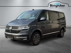 Mittelgrau metallic Gebraucht 2021 VW Multivan Highline Kleinwagen | € 69.870