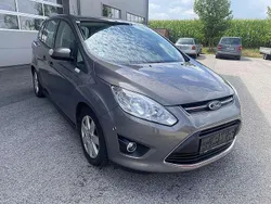 Grau Gebraucht 2013 Ford Grand C-Max Van / Kleinbus | € 6.590