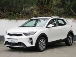 Weiß Neu 2024 Kia Stonic Silver SUV | € 20.590 (Fairer Preis)