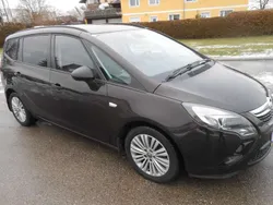 Braun Gebraucht 2015 Opel Zafira Tourer Edition Van / Kleinbus | € 7.450 (Fairer Preis)