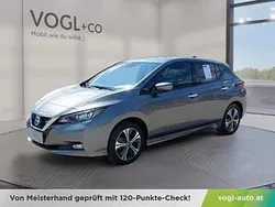 Grau Gebraucht 2021 Nissan Leaf N-Connecta Kleinwagen | € 15.950 (Fairer Preis)