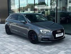 Grau Gebraucht 2018 Audi A3 Sportback Comfort Limousine | € 15.990 (Fairer Preis)