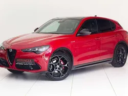 Rot Gebraucht 2024 Alfa Romeo Stelvio Veloce SUV | € 52.900 (Teuer)