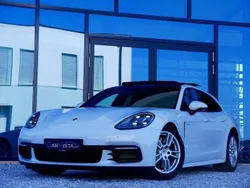 Weiß Gebraucht 2018 Porsche Panamera S E-Hybrid Sport Turismo Limousine | € 64.890