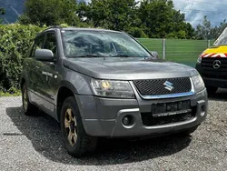 Grau Gebraucht 2007 Suzuki Grand Vitara SUV | € 2.000 (Superpreis)