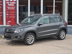 Grau Gebraucht 2015 VW Tiguan LOUNGE SUV | € 16.450 (Fairer Preis)