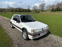 Weiß Gebraucht 1989 Peugeot 205 GTi Kleinwagen | € 15.884