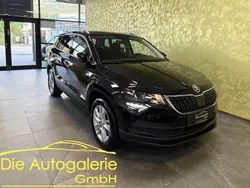 Schwarz Gebraucht 2021 Skoda Karoq Ambition SUV | € 28.490 (Fairer Preis)