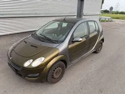 Grau Gebraucht 2005 Smart ForFour Pulse Kleinwagen | € 1.200