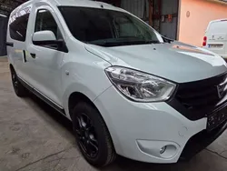 Weiß Gebraucht 2016 Dacia Dokker Essentiel Van | € 10.200 (Fairer Preis)