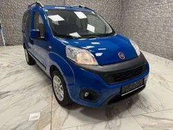 Blau Gebraucht 2019 Fiat Qubo Lounge Van / Kleinbus | € 5.990