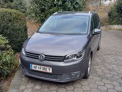 Grau Gebraucht 2011 VW Touran Highline Van / Kleinbus | € 6.500 (Guter Preis)