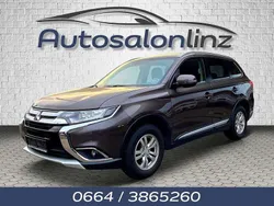 Braun Gebraucht 2015 Mitsubishi Outlander Intense SUV | € 17.990 (Fairer Preis)