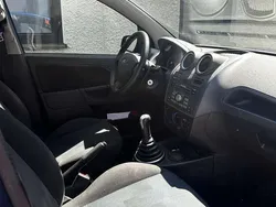 Gebraucht 2007 Ford Fiesta Ghia Kleinwagen | € 800 (Fairer Preis)