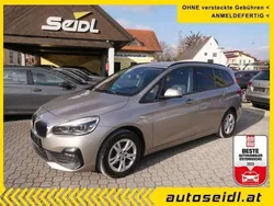 Silber Gebraucht 2020 BMW 216 Gran Tourer Sport Line Van / Kleinbus | € 15.990 (Fairer Preis)