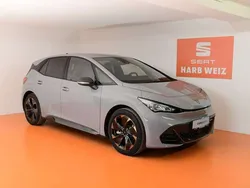 Mittelgrau normal Gebraucht 2022 Cupra Born Kleinwagen | € 23.440 (Guter Preis)