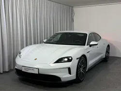 Weiß Neu 2025 Porsche Taycan Limousine | € 107.900 (Guter Preis)