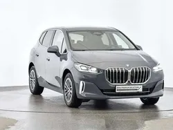 Grau Gebraucht 2024 BMW 218 Active Tourer Efficient Dynamics Van / Kleinbus | € 37.990 (Guter Preis)