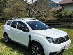 Gebraucht 2021 Dacia Duster Celebration SUV | € 18.200 (Fairer Preis)