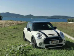 Gebraucht 2015 Mini Cooper SD Kleinwagen | € 14.970