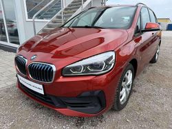 Orange Gebraucht 2018 BMW 225 Kombi | € 13.490