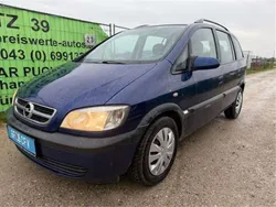 Blau Gebraucht 2004 Opel Zafira Comfort Van / Kleinbus | € 1.990 (Guter Preis)