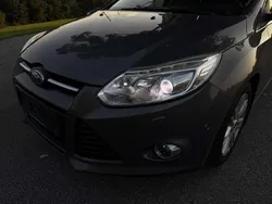 Grau Gebraucht 2011 Ford Focus Titanium Kombi | € 4.850 (Superpreis)