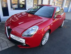 Rot Gebraucht 2017 Alfa Romeo Giulietta Kleinwagen | € 11.990 (Guter Preis)