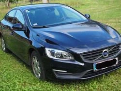 Blau Gebraucht 2016 Volvo S60 Kinetic Limousine | € 12.700