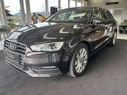 Grau Gebraucht 2015 Audi A3 Sportback Kleinwagen | € 14.900 (Etwas zu teuer)