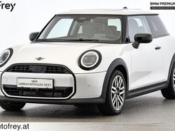 Nanuq white Gebraucht 2024 Mini Cooper Kleinwagen | € 33.980 (Fairer Preis)