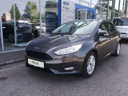 Grau Gebraucht 2017 Ford Focus Trend Limousine | € 12.990 (Guter Preis)