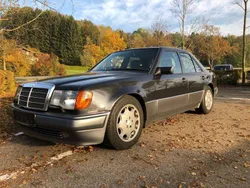 Schwarz Gebraucht 1991 Mercedes E500 Limousine | € 48.900
