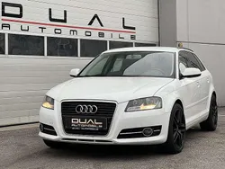 Weiß Gebraucht 2011 Audi A3 Sportback Comfort Limousine | € 8.900