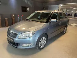Grau Gebraucht 2010 Skoda Fabia Ambiente Kombi | € 5.490 (Fairer Preis)