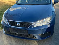 Blau Gebraucht 2019 Seat Leon Reference Limousine | € 9.900 (Guter Preis)