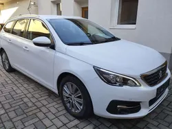 Weiß Gebraucht 2021 Peugeot 308 Allure Kombi | € 16.300 (Superpreis)