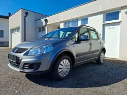 Grau Gebraucht 2011 Suzuki SX4 GL SUV | € 9.900