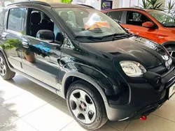 Schwarz Gebraucht 2023 Fiat Panda Cross Cross Kleinwagen | € 15.490 (Etwas zu teuer)